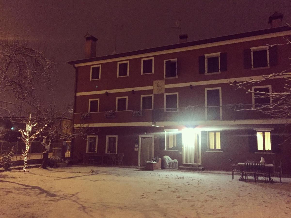 B&B Casa Del Conte Soligo Eksteriør billede